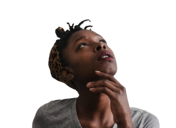 Mulher com dúvida olhando para cima